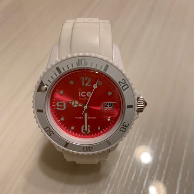 ice watch(アイスウォッチ)の時計 icewatch ホワイト ピンク レディースのファッション小物(腕時計)の商品写真