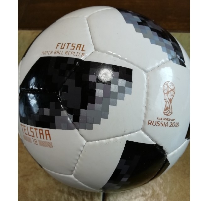 adidas(アディダス)の美品！フットサルボール スポーツ/アウトドアのサッカー/フットサル(ボール)の商品写真