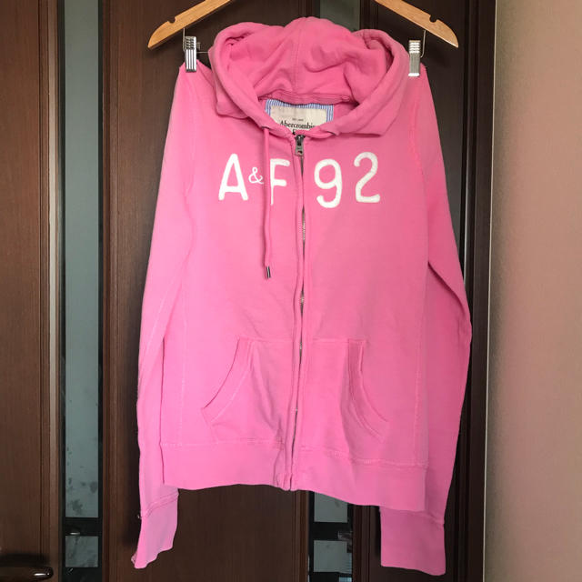 Abercrombie&Fitch(アバクロンビーアンドフィッチ)のmama様 専用 レディースのトップス(パーカー)の商品写真