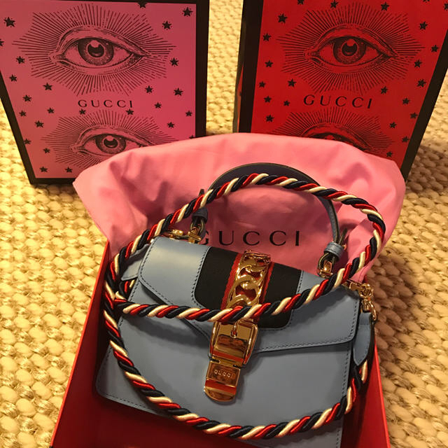 2022新発 Gucci - GUCCI シルヴィ ブルー 週末限定値下げ！ ショルダーバッグ