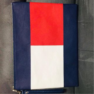 トミーヒルフィガー(TOMMY HILFIGER)の【専用】Tommy hilfiger トミーヒルフィガー(セカンドバッグ/クラッチバッグ)