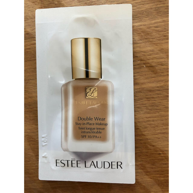 Estee Lauder(エスティローダー)のみい様専用！ダブルウェア ファンデーション サンプル 36 サンド コスメ/美容のキット/セット(サンプル/トライアルキット)の商品写真