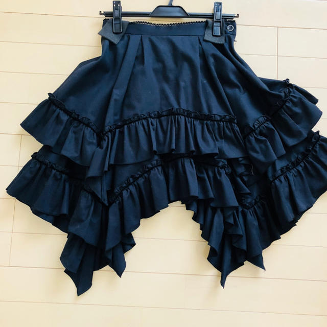 BLACK PEACE NOW(ブラックピースナウ)のBPN ティアードスカート レディースのスカート(ミニスカート)の商品写真