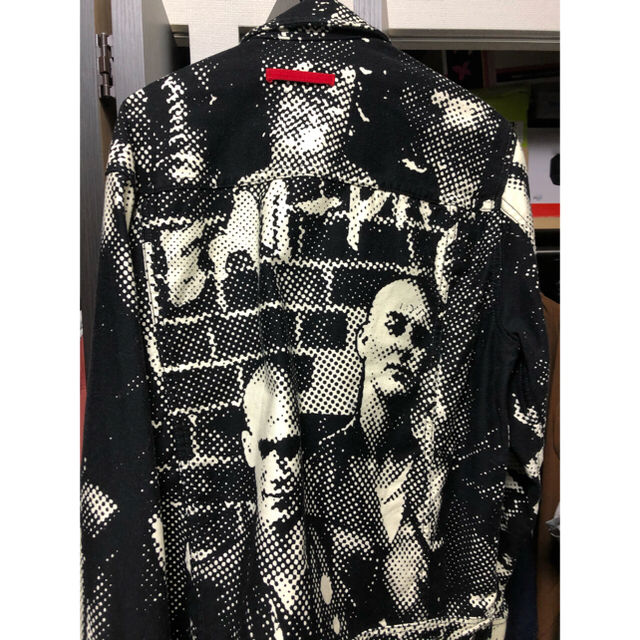 Supreme(シュプリーム)のSupreme/Fuck Racism Trucker Jacket Lサイズ メンズのジャケット/アウター(Gジャン/デニムジャケット)の商品写真