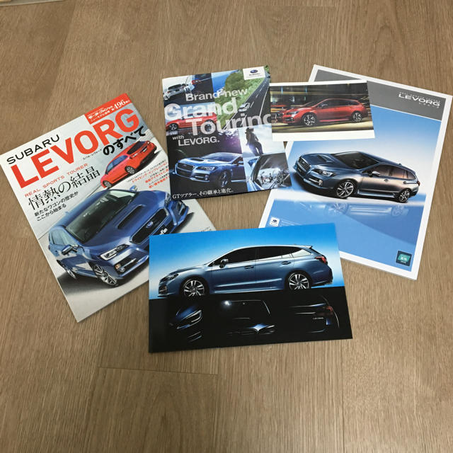 スバル(スバル)のスバル レヴォーグ LEVORG 雑誌・カタログ・特典セット 自動車/バイクの自動車/バイク その他(その他)の商品写真