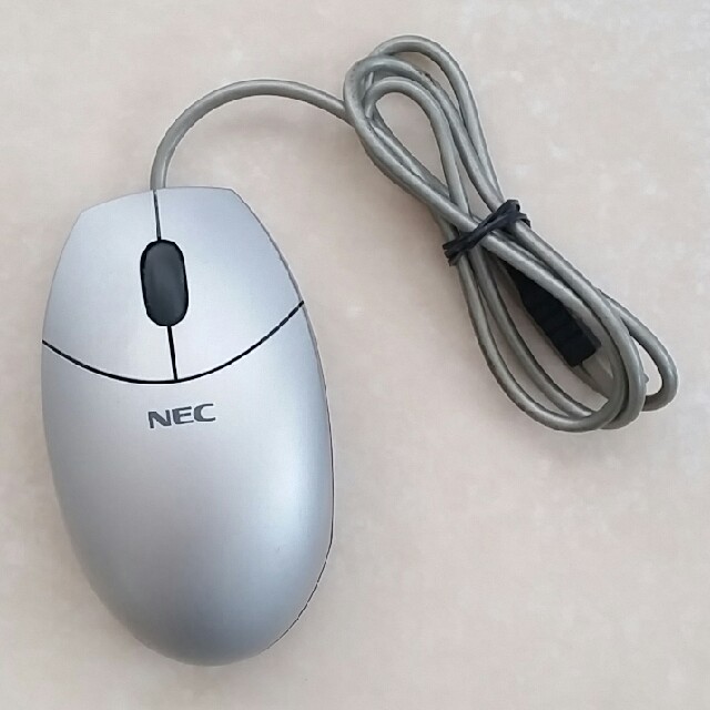 NEC(エヌイーシー)の【お得！！】NECマウス　シルバー スマホ/家電/カメラのPC/タブレット(PC周辺機器)の商品写真