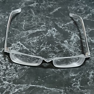 眼鏡 メガネ ほぼ未使用  ケース付き アンダーリム(サングラス/メガネ)
