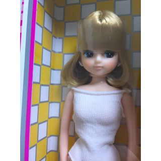 Takara Tomy - リカちゃん 本体 赤いカメラモデル リカちゃん
