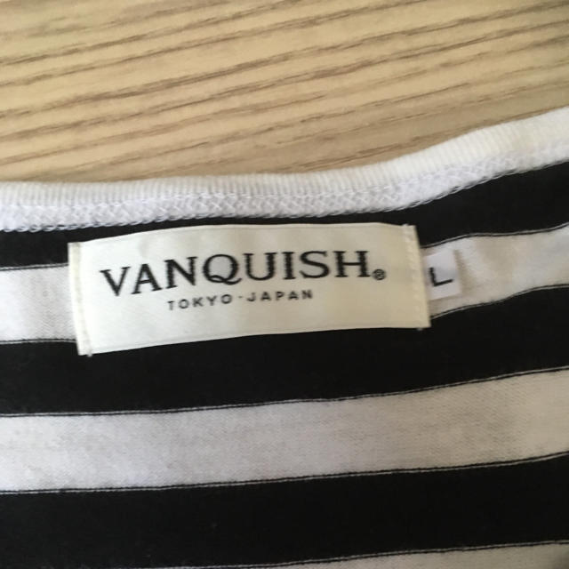 VANQUISH(ヴァンキッシュ)のvanquish ボーダーTシャツ Lサイズ メンズのトップス(Tシャツ/カットソー(半袖/袖なし))の商品写真