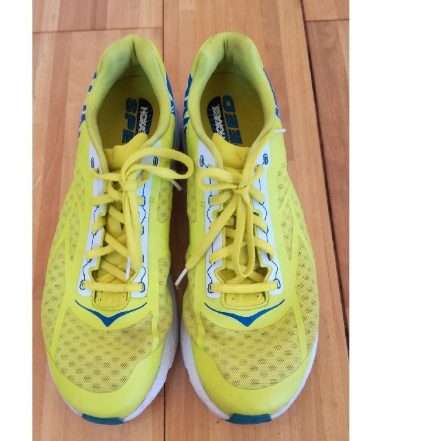 Hoka  one one 
TRACER　 スポーツ/アウトドアのランニング(シューズ)の商品写真