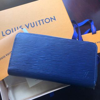 ルイヴィトン(LOUIS VUITTON)のラウンドファスナー(財布)