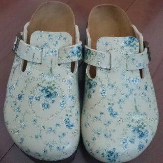 ビルケンシュトック(BIRKENSTOCK)のビリケンシュトック 花柄(サンダル)