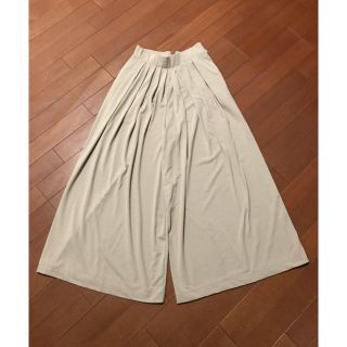 ユニクロ(UNIQLO)のフレアワイドパンツ(その他)