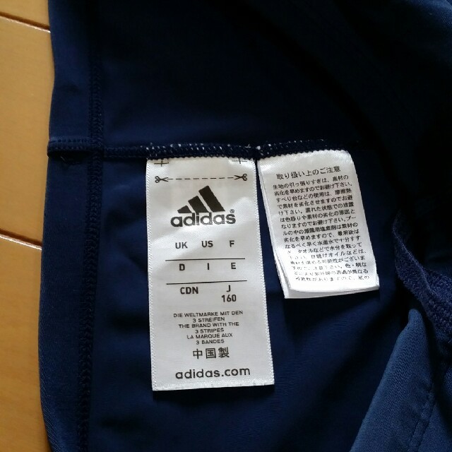 adidas(アディダス)のadidas　水着　160cm キッズ/ベビー/マタニティのキッズ服男の子用(90cm~)(水着)の商品写真