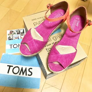 トムズ(TOMS)の送料無料 TOMS トムズ 正規品 厚底 ウェッジ サンダル オープントウ (サンダル)