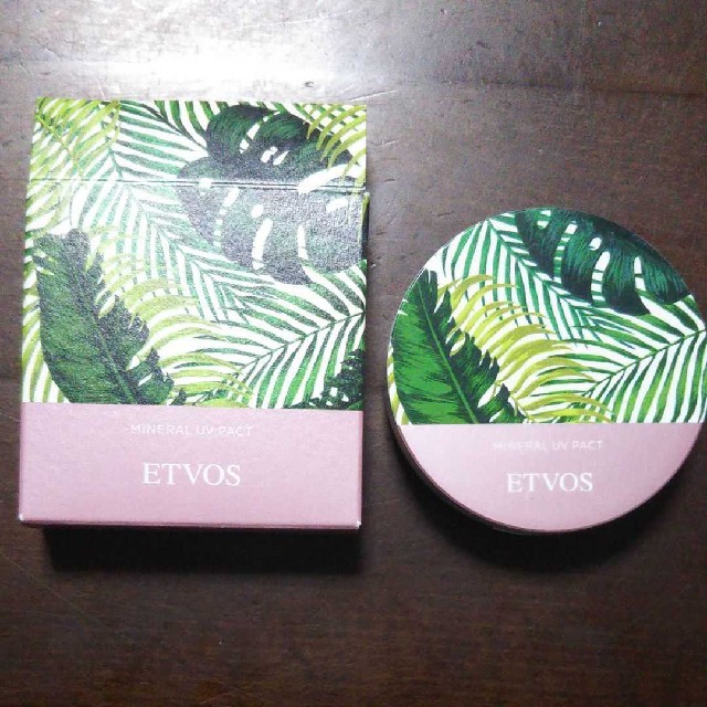 ETVOS(エトヴォス)のetvos UVフェイスパウダー コスメ/美容のベースメイク/化粧品(フェイスパウダー)の商品写真