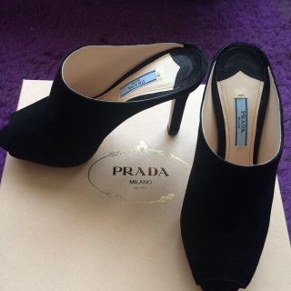 プラダ(PRADA)のプラダ  スエードミュール(ミュール)