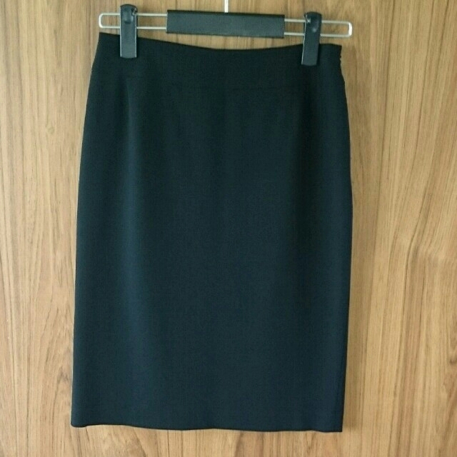 LAUTREAMONT(ロートレアモン)のaxc試着のみタイトスカート レディースのスカート(ひざ丈スカート)の商品写真