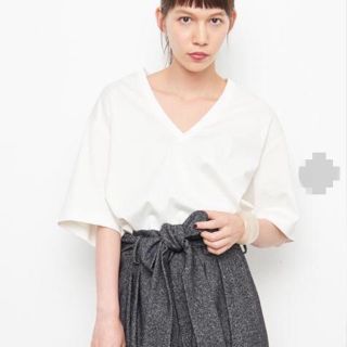 アダムエロぺ(Adam et Rope')の＝ayaさん専用＝【新品タグ付き】ADAM ET ROPE' VネックTシャツ (Tシャツ(半袖/袖なし))