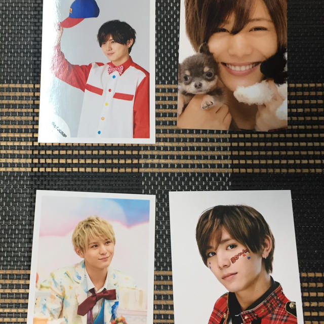 Hey!Say!JUMP 写真20枚+ストラップ エンタメ/ホビーのタレントグッズ(男性タレント)の商品写真