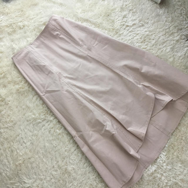TIENS ecoute(ティアンエクート)の新品 ピンクベージュスカート レディースのスカート(ひざ丈スカート)の商品写真