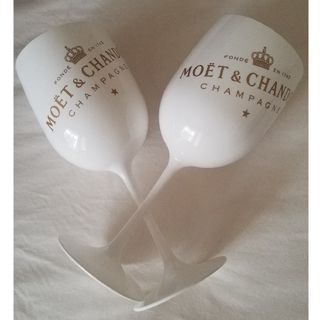 MOËT & CHANDON(モエエシャンドン)のモエシャンドン　シャンパン　グラス インテリア/住まい/日用品のキッチン/食器(グラス/カップ)の商品写真