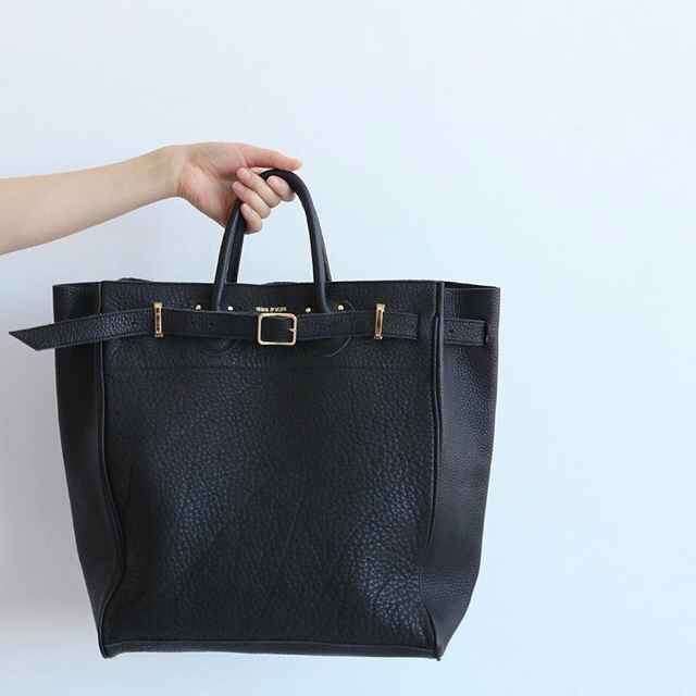 新品✨YOUNG&OLSEN別注エンボスレザートート✨FRAMe WORK✨ 買得