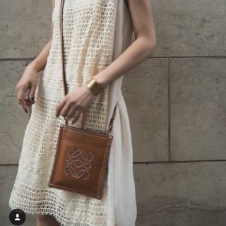 ロエベ(LOEWE)のレア美品！ロエベLOEWE ポーチ黒(ポーチ)