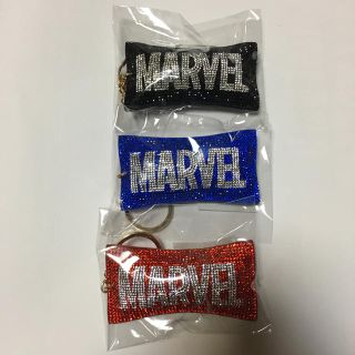 マーベル(MARVEL)のMARVEL キラキラ キーホルダー 2個セット(キーホルダー)