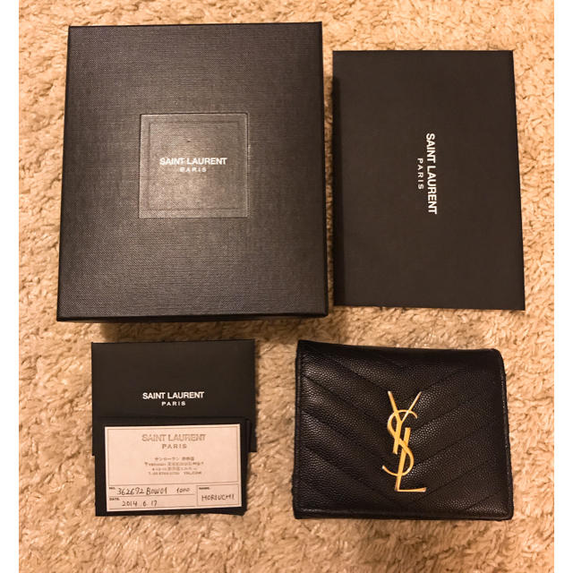 Saint Laurent(サンローラン)のSAINT LAURENT サンローラン スモールウォレット 財布 レディースのファッション小物(財布)の商品写真