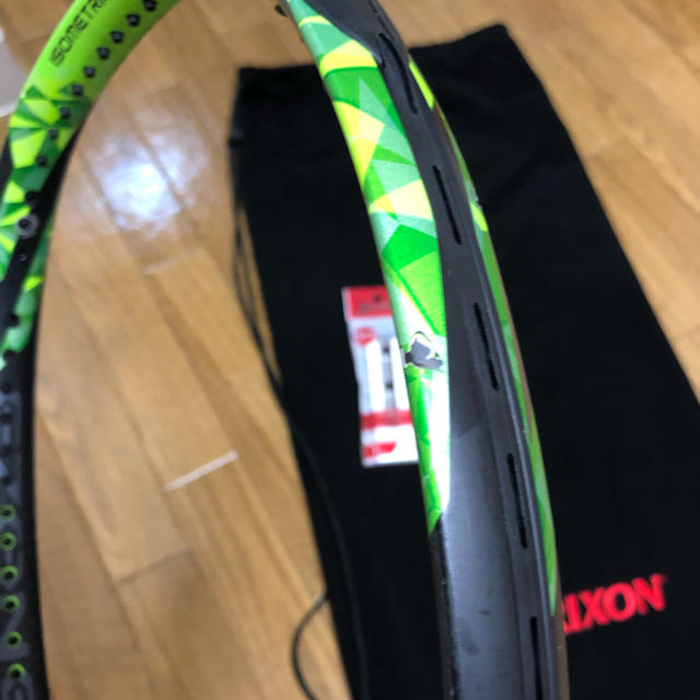 YONEX(ヨネックス)の一休さん専用💡YONEX EZONE100 国内正規品 スポーツ/アウトドアのテニス(ラケット)の商品写真