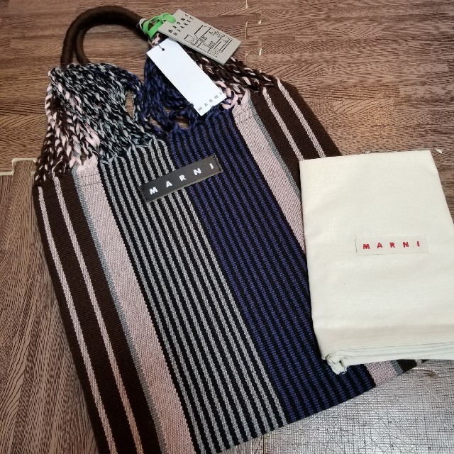 Marni - 未使用！ MARNI マルニ ハンモック バッグの通販 by ♡♡気まぐれ特価sale中♡♡｜マルニならラクマ