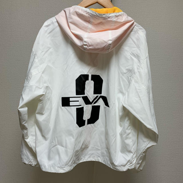 GU(ジーユー)の新品 EVANGELION エヴァンゲリオン 4点セット Tシャツ パーカー  メンズのトップス(パーカー)の商品写真