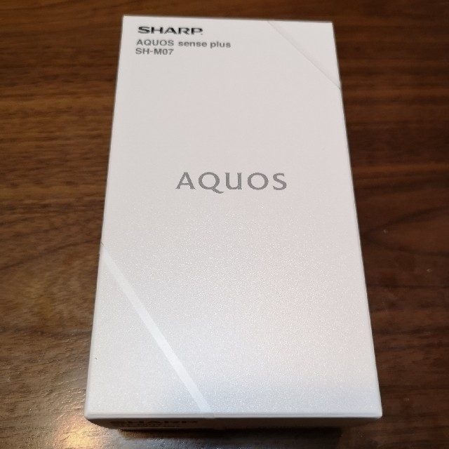 新品AQUOS SH-M07　黒　SIMフリー ケースとガラスフィルム付