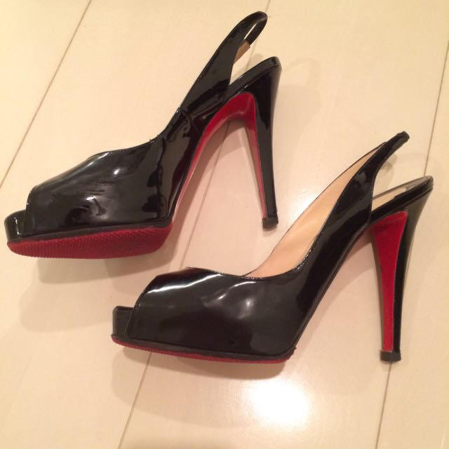 Christian Louboutin(クリスチャンルブタン)のクリスチャンルブタン♡定番♡格安♡ レディースの靴/シューズ(ハイヒール/パンプス)の商品写真