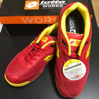 ロット(lotto)の27.0 lotto WORKS プロテクティブスニーカー LQ-103 RED(スニーカー)