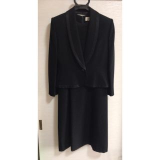 ジバンシィ(GIVENCHY)の★最終★GIVENCHY ブラックフォーマル(礼服/喪服)