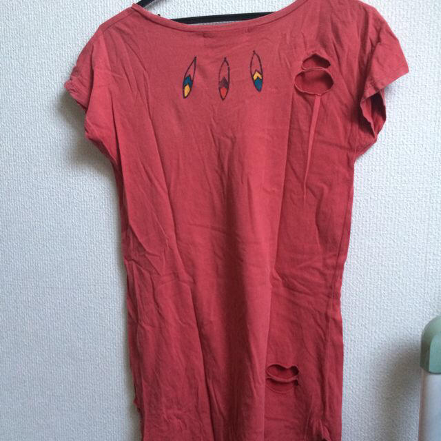 LOVE GIRLS MARKET(ラブガールズマーケット)のダメージTシャツ レディースのトップス(Tシャツ(半袖/袖なし))の商品写真