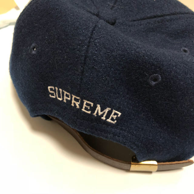 Supreme(シュプリーム)のsupremeのキャップ メンズの帽子(キャップ)の商品写真