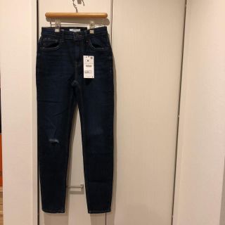 ベルシュカ(Bershka)の新品 タグ付き ベルシュカ ダメージスキニー パンツ ストレッチパンツ(スキニーパンツ)