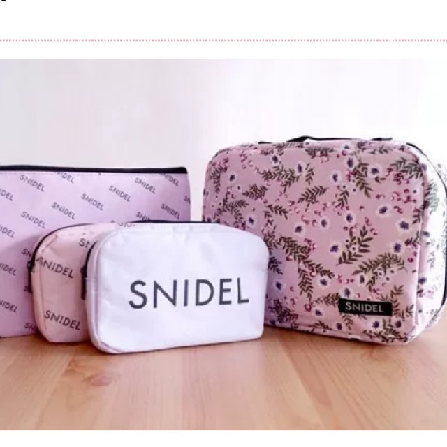 SNIDEL(スナイデル)の未使用　SNIDEL　美女ポーチ4姉妹

 レディースのファッション小物(ポーチ)の商品写真