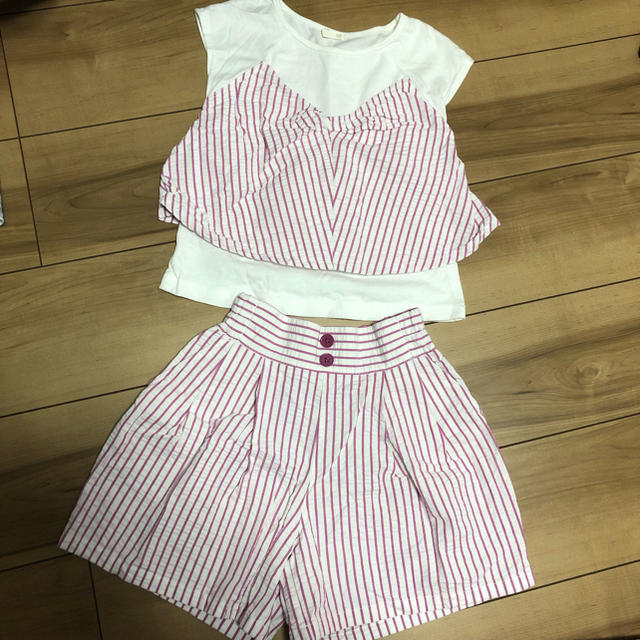 GU(ジーユー)のGU キッズセットアップ キッズ/ベビー/マタニティのキッズ服女の子用(90cm~)(Tシャツ/カットソー)の商品写真