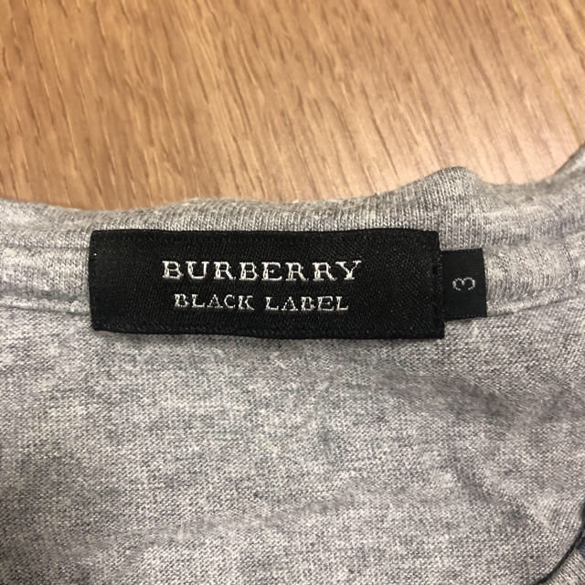 BURBERRY BLACK LABEL(バーバリーブラックレーベル)のバーバリー ブラックレーベル T シャツ（グレー） メンズのトップス(Tシャツ/カットソー(半袖/袖なし))の商品写真