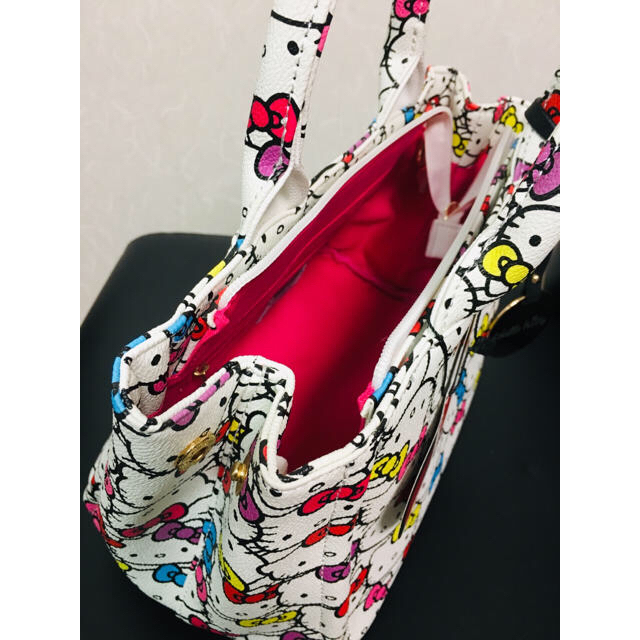 ハローキティ(ハローキティ)の【新品】AMONNLISA× Hello Kitty のハンドバッグ レディースのバッグ(ハンドバッグ)の商品写真