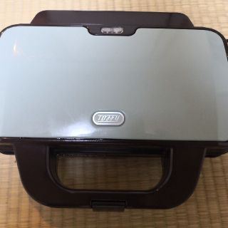 Toffy ホットサンドメーカー レシピブック付きK-HS1 (サンドメーカー)