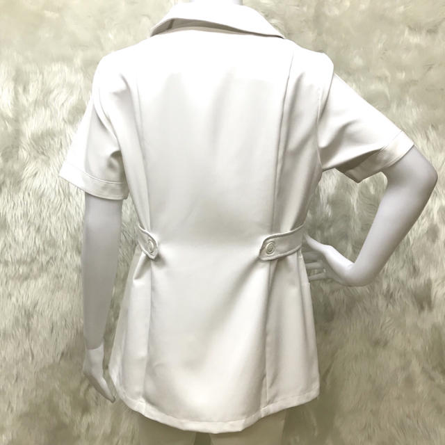 新品❤︎軽量！開襟ピンタックジャケット9132139☆LL ホワイト レディースのジャケット/アウター(テーラードジャケット)の商品写真