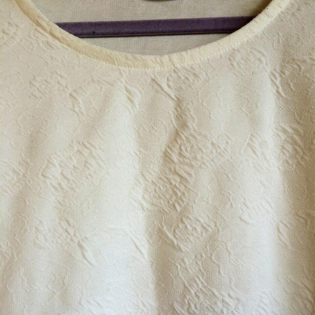 ホワイト ✨カットソー✨ レディースのトップス(カットソー(長袖/七分))の商品写真