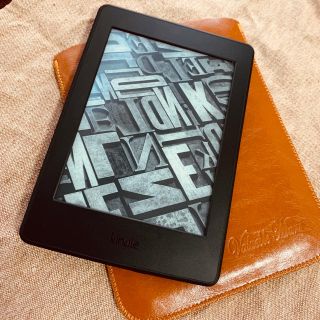 Kindle Paperwhite　電子書籍リーダー(第7世代)ケース付き(電子ブックリーダー)