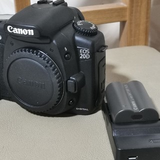 キヤノン(Canon)のCanon　20D ボディ(デジタル一眼)