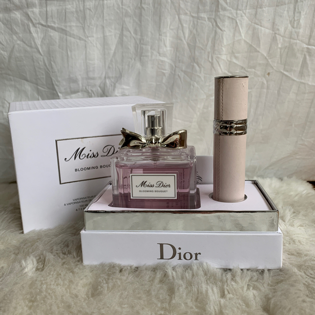 DIOR????ブルーミングブーケ????レフィラブルトラベルセット✨